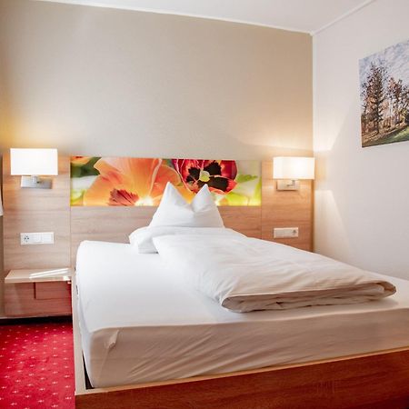 Hotel & Restaurant Post Laichingen ภายนอก รูปภาพ