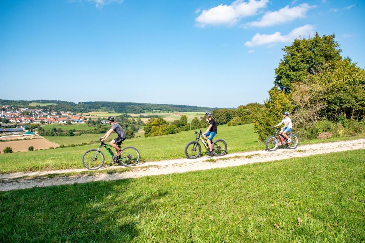 Hotel & Restaurant Post Laichingen ภายนอก รูปภาพ