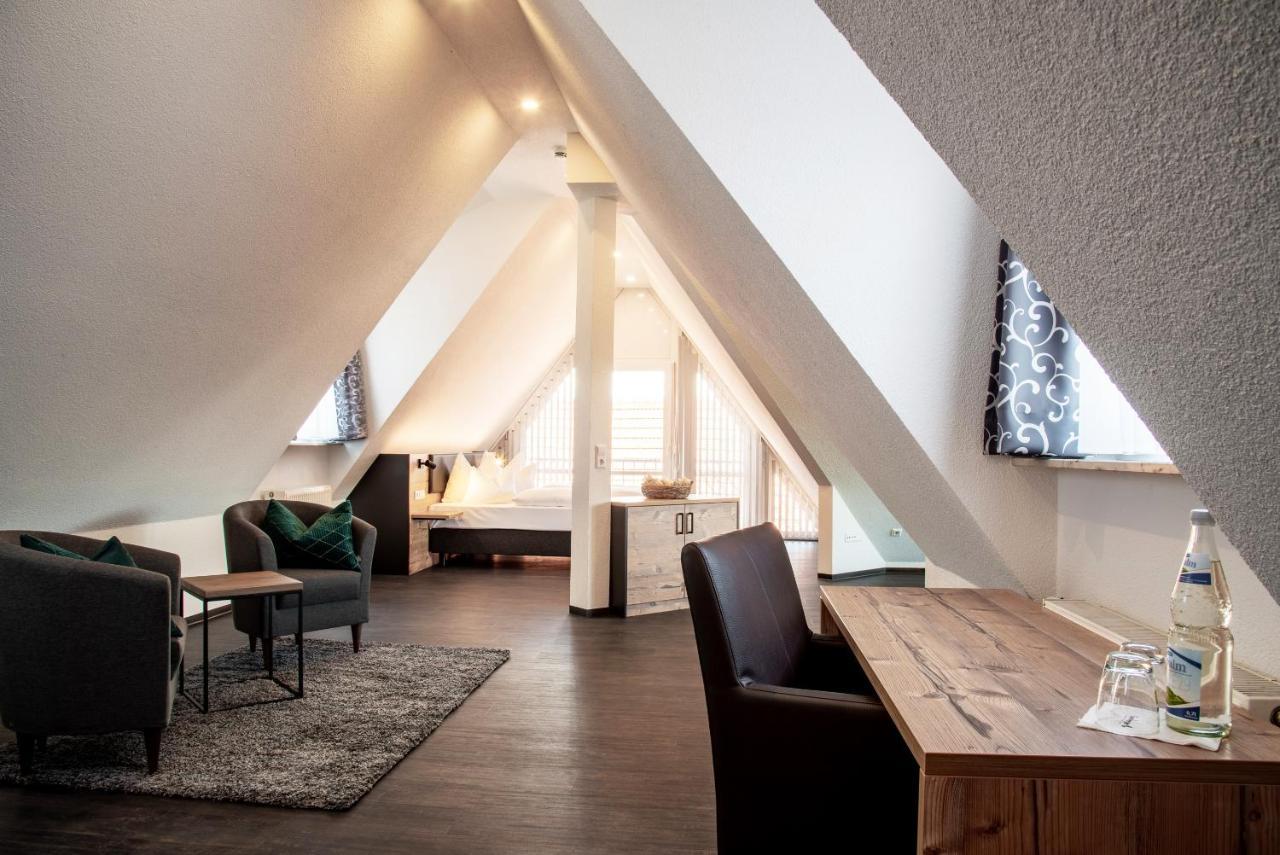 Hotel & Restaurant Post Laichingen ภายนอก รูปภาพ