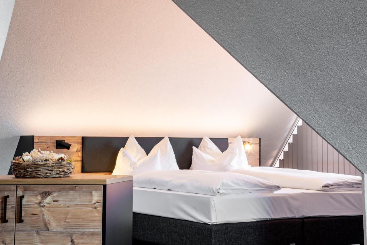Hotel & Restaurant Post Laichingen ภายนอก รูปภาพ