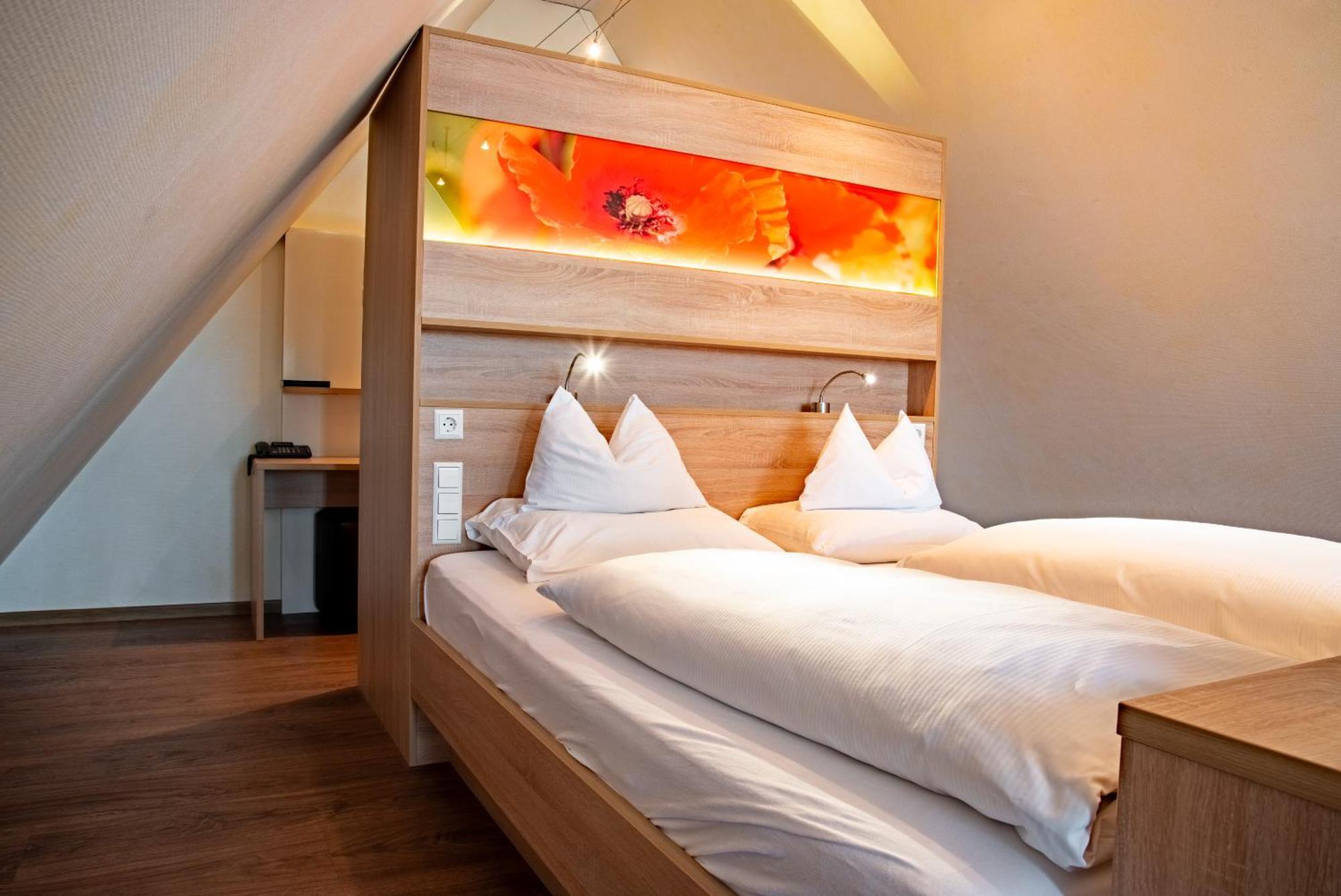 Hotel & Restaurant Post Laichingen ภายนอก รูปภาพ