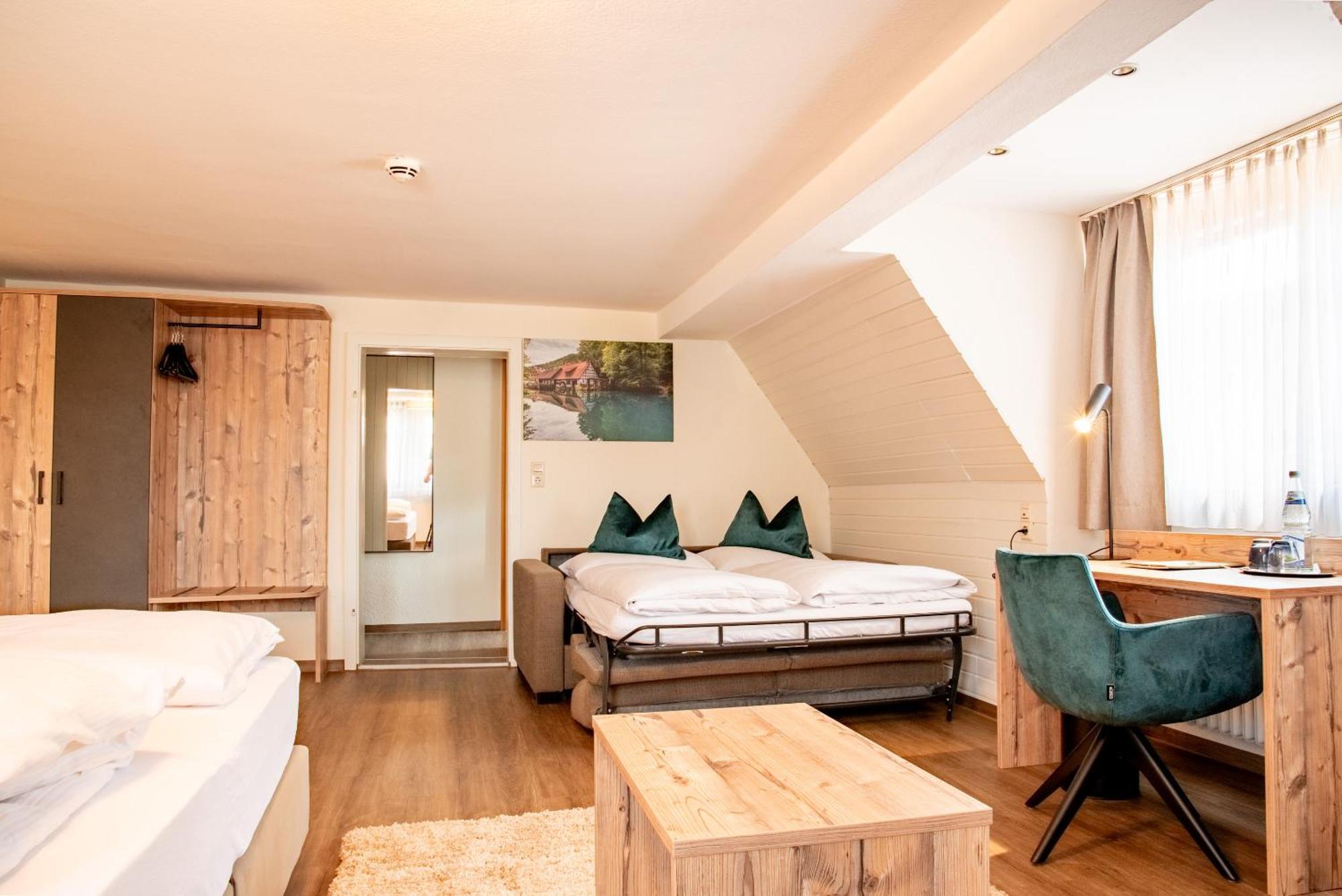 Hotel & Restaurant Post Laichingen ภายนอก รูปภาพ
